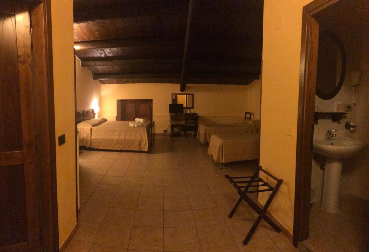 La Locanda Di San Francesco Hotel Viggianello Exterior photo
